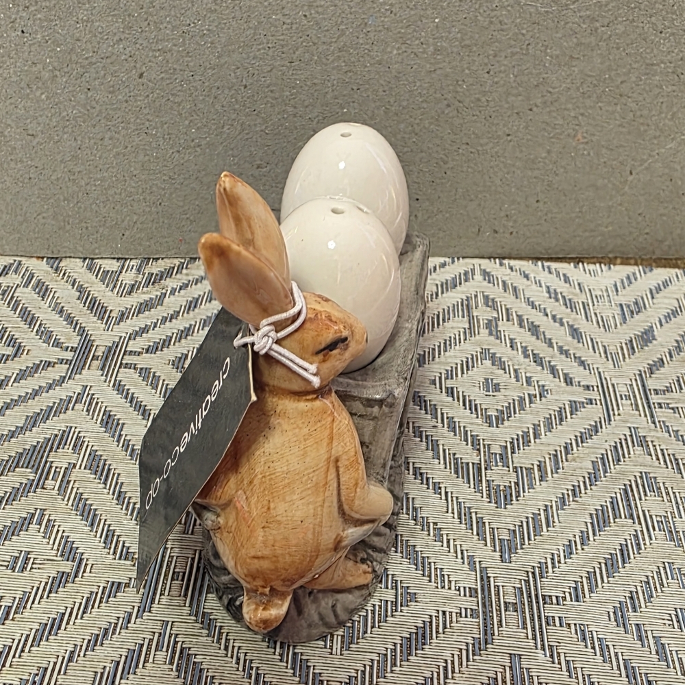 Creative Co-Op Rabbit With Egg Salt Pepper Shaker Set #127 - Picture 3 of 9